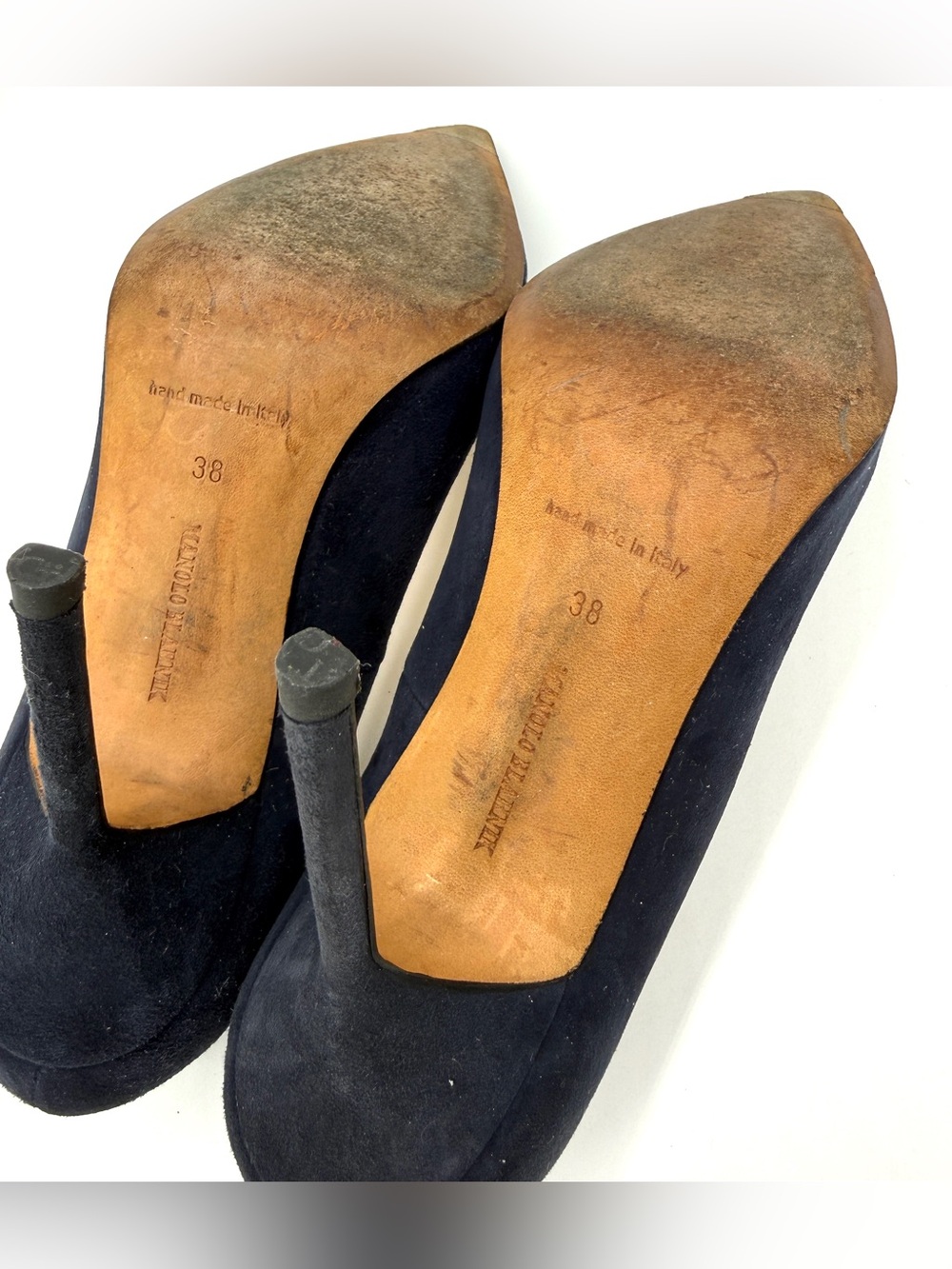 Manolo Blahnik Dark Navy Suede Pointed-Toe Pumps – Size 38 - Picture 5 of 13